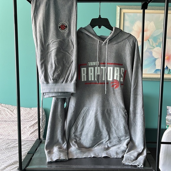 Toronto Raptors Full Tracksuit Set - Picture 1 of 5
